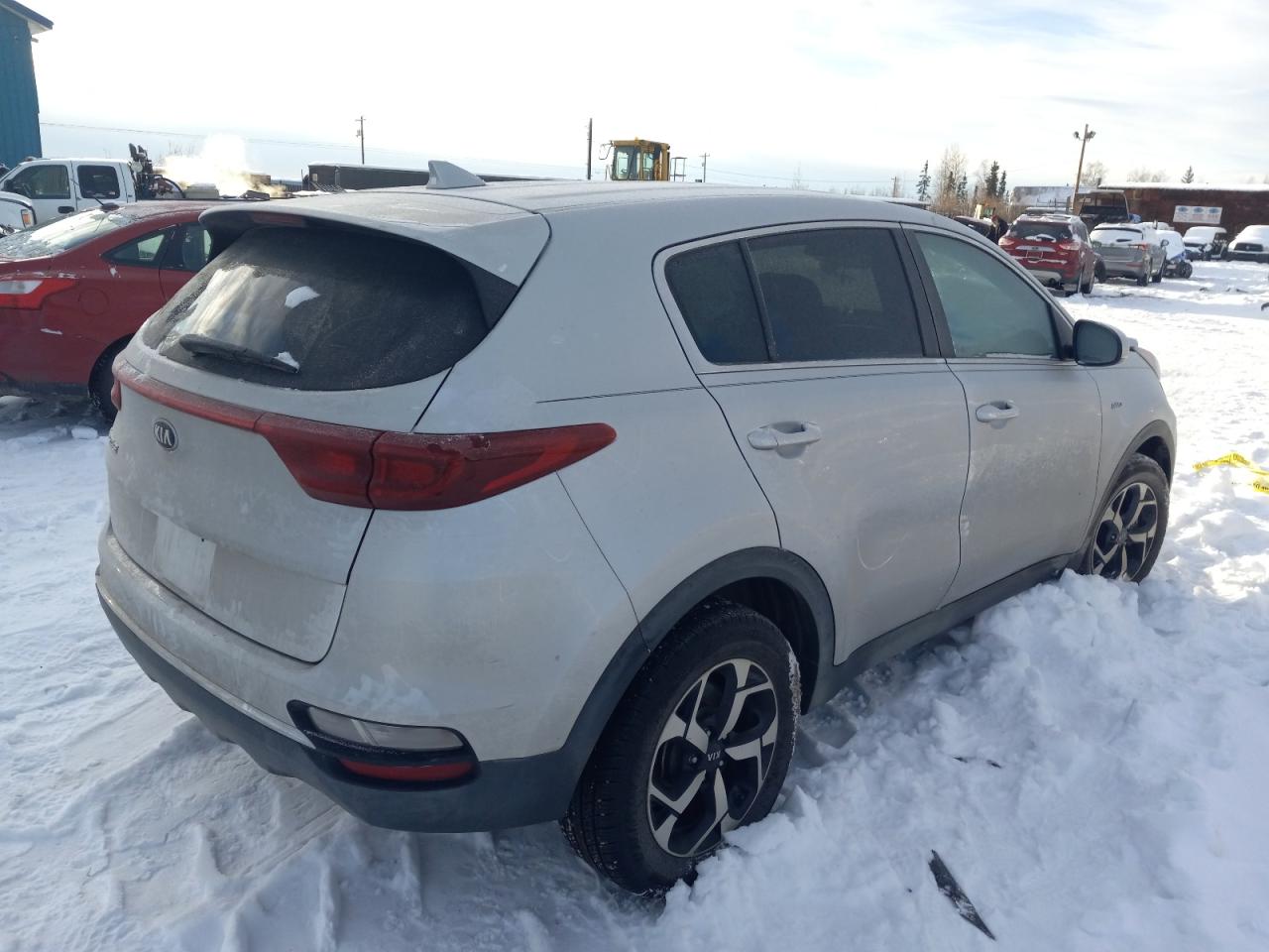 2021 KIA Sportage VIN KNDPMCAC2M7931402 Copart auction photo, front end damage thumbnail 3