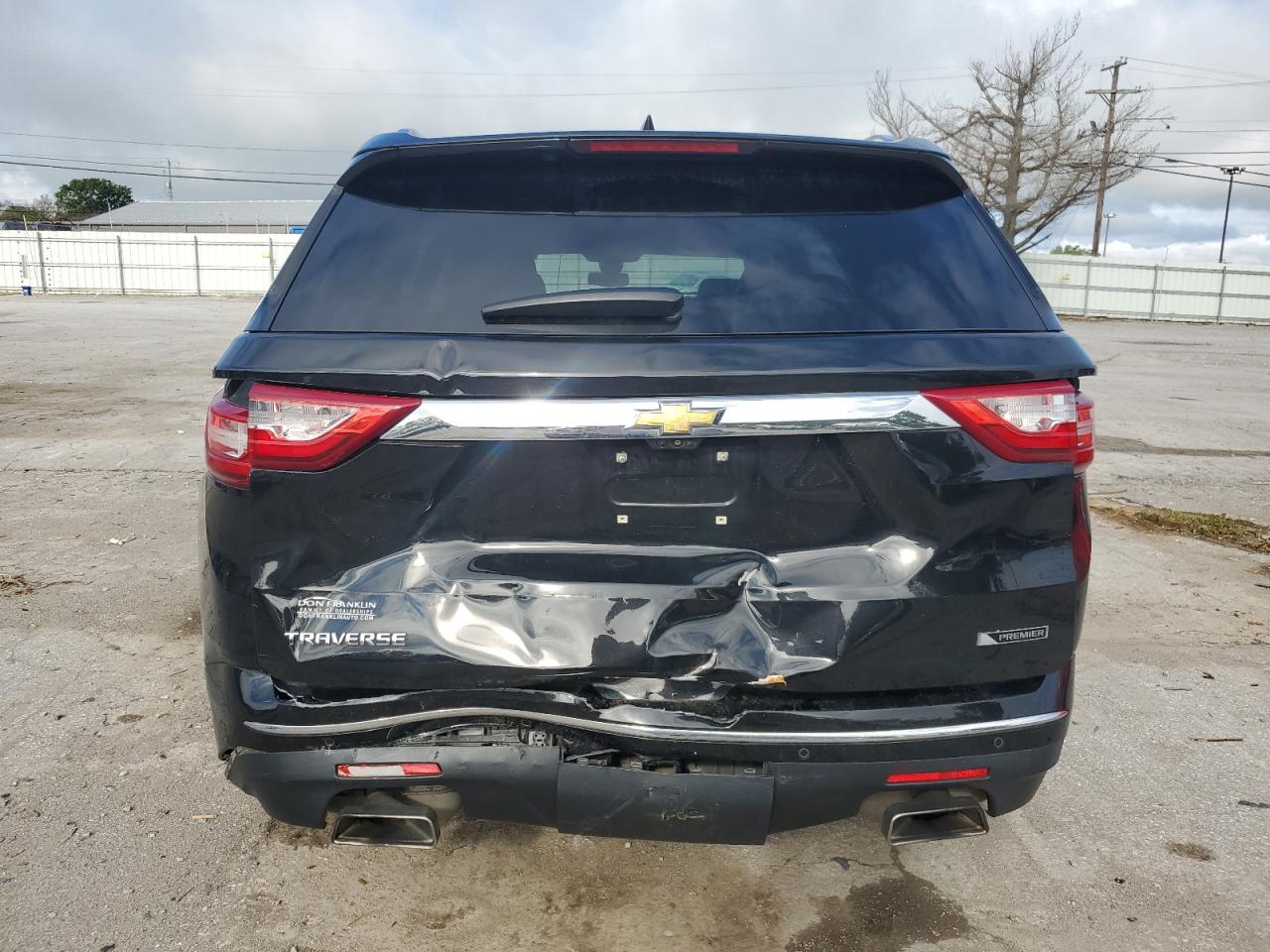 2018 Chevrolet Traverse VIN 1GNERKKW7JJ255059 Copart auction photo, front end / rear end damage thumbnail 6
