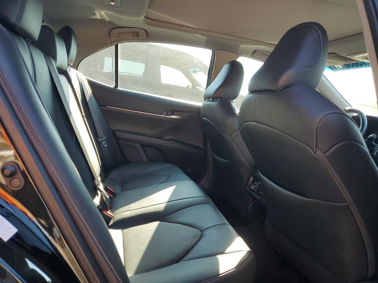 2019 Toyota Camry VIN 4T1B61HK8KU768898 Copart auction photo, side / minor dent/scratches damage thumbnail 10