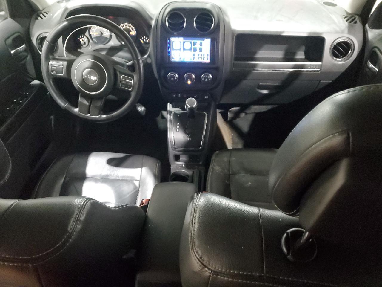 2015 Jeep Liberty (Patriot) VIN 1C4NJRFBXFD155236 Copart auction photo, side damage thumbnail 8