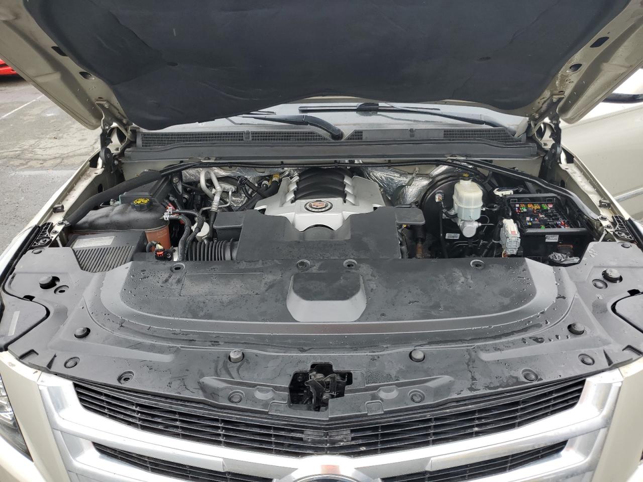 2015 Cadillac Escalade VIN 1GYS4CKJ6FR285256 Copart auction photo, vandalism / all over damage thumbnail 12