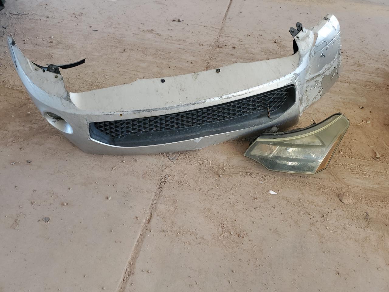2009 Ford Focus VIN 1FAHP32N59W155619 Copart auction photo, front end / side damage thumbnail 12