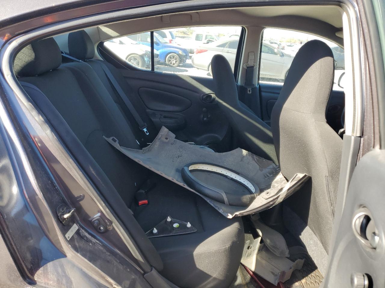 2015 Nissan Versa VIN 3N1CN7AP8FL883945 Copart auction photo, rear end / undercarriage damage thumbnail 10