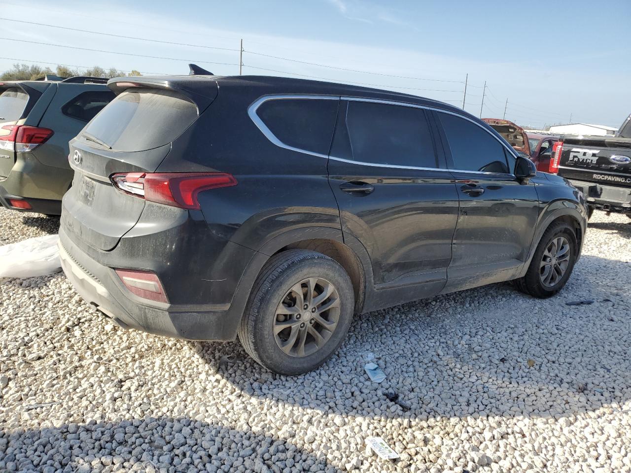 2019 Hyundai Santa Fe VIN 5NMS33AD8KH053745 Copart auction photo, front end damage thumbnail 3