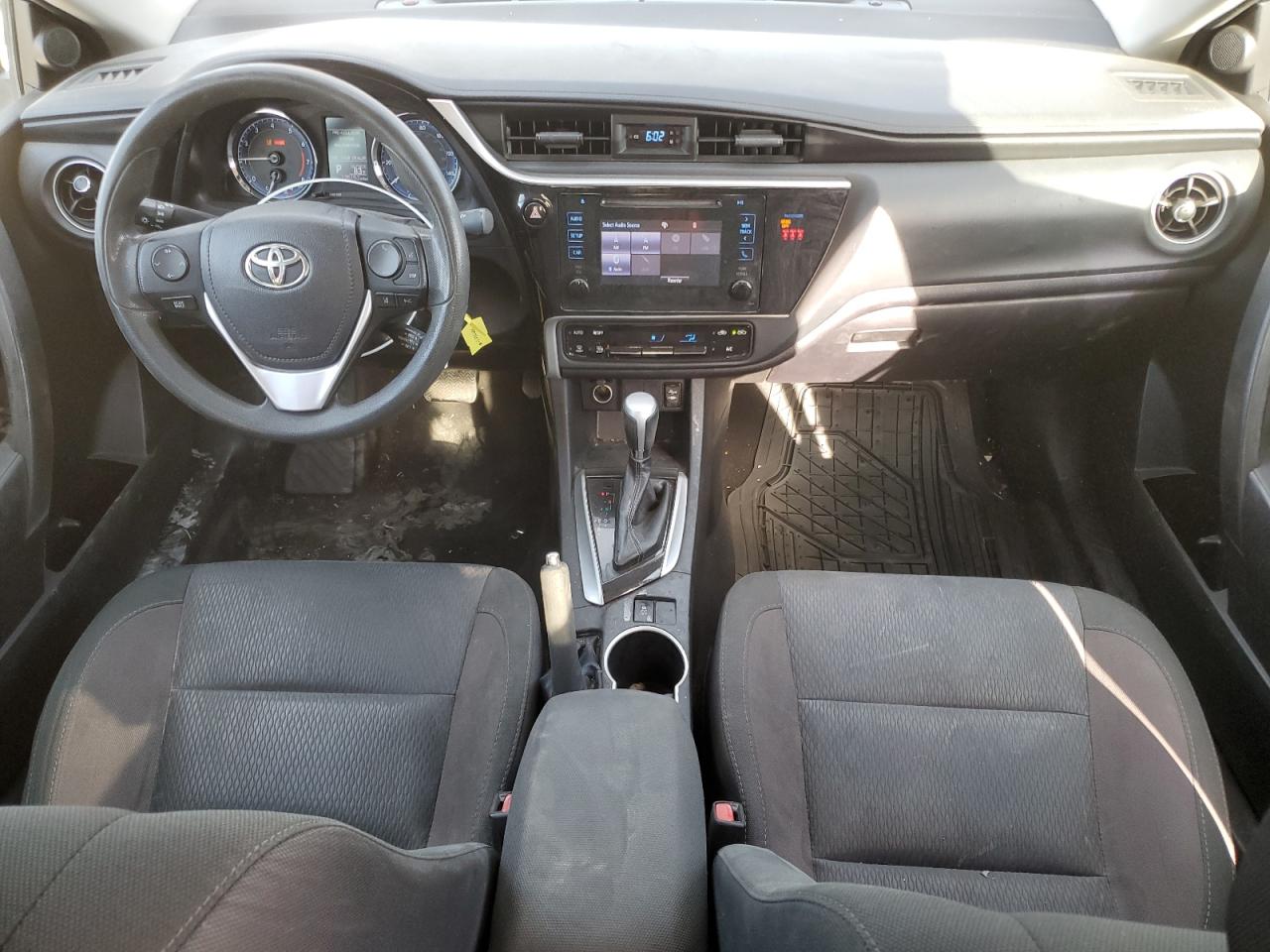 2018 Toyota Corolla VIN 2T1BURHE8JC032624 Copart auction photo, front end damage thumbnail 8