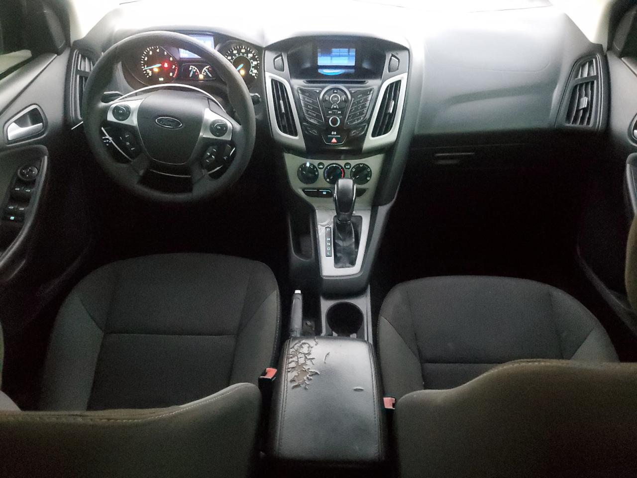2013 Ford Focus VIN 1FADP3K24DL244032 Copart auction photo, rear end / minor dent/scratches damage thumbnail 8