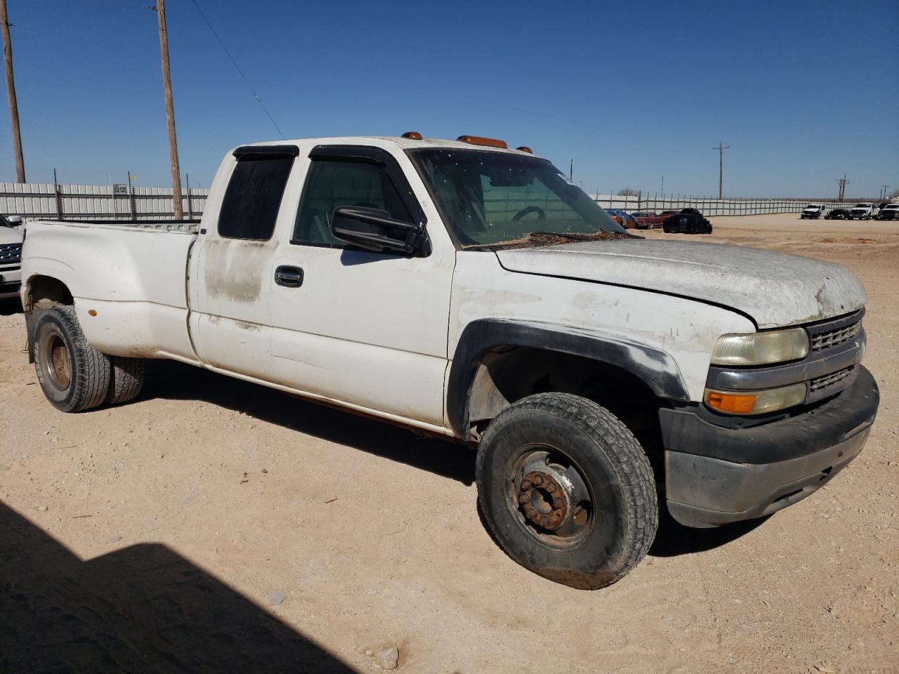 2001 Chevrolet Silverado VIN 1GCJC39G01F121834 Copart auction photo, all over damage thumbnail 4