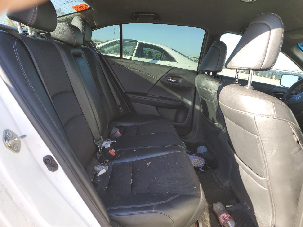 2016 Honda Accord VIN 1HGCR2F52GA206556 Copart auction photo, water/flood / hail damage thumbnail 11