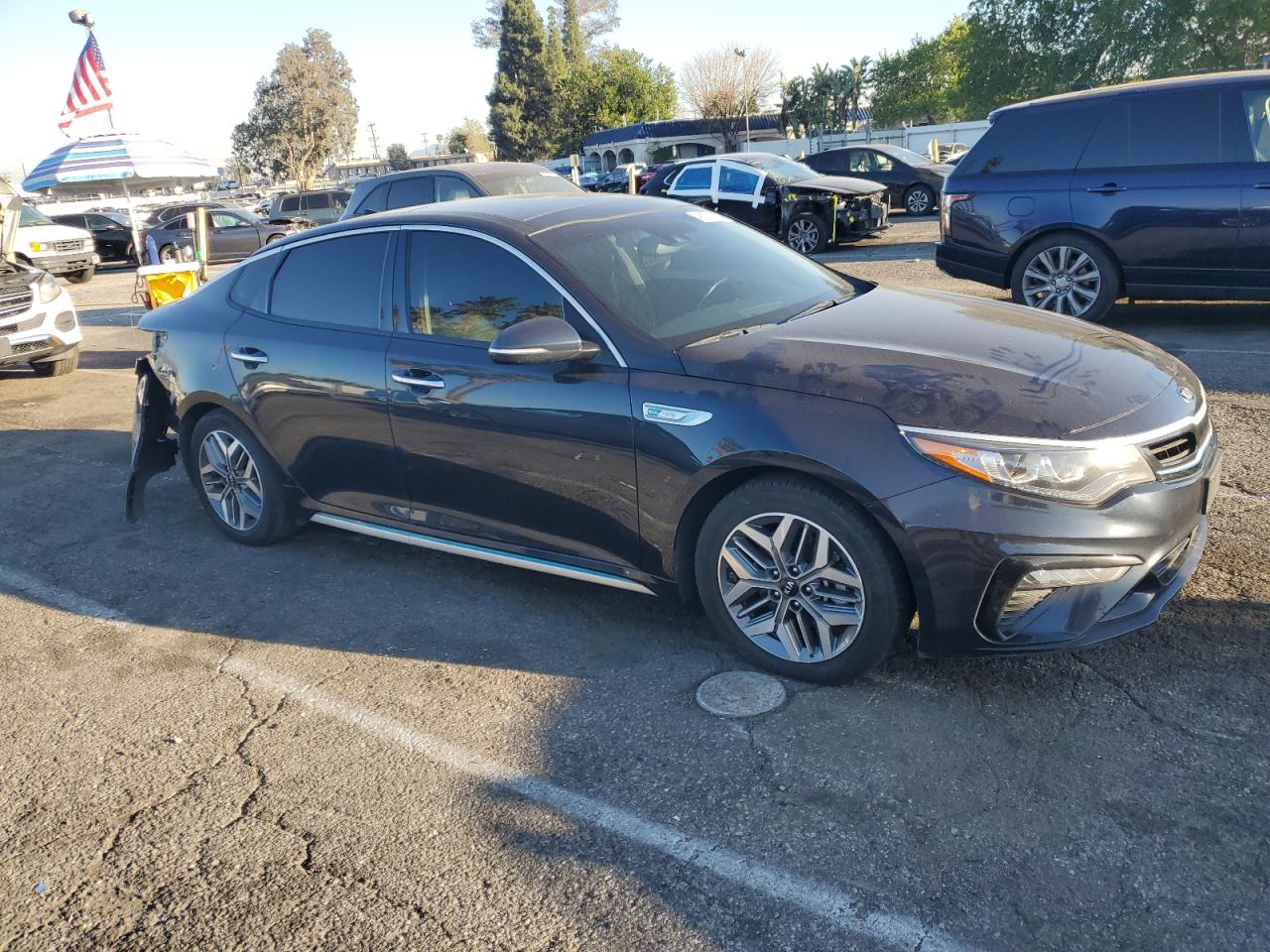 2020 KIA Optima VIN KNAGU4LE2L5041025 Copart auction photo, rear end / minor dent/scratches damage thumbnail 4