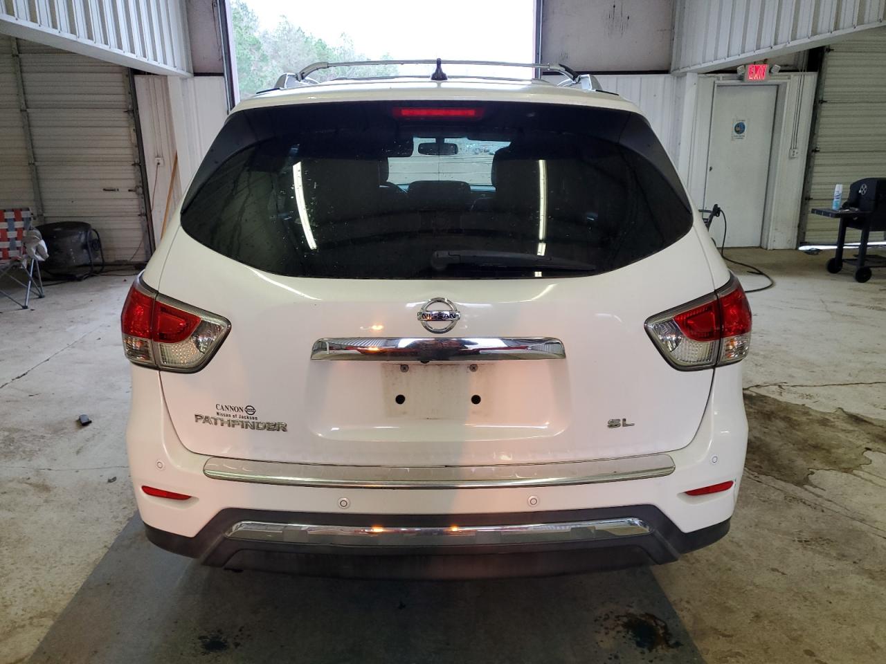 2014 Nissan Pathfinder VIN 5N1AR2MN4EC612201 Copart auction photo, minor dent/scratches damage thumbnail 6