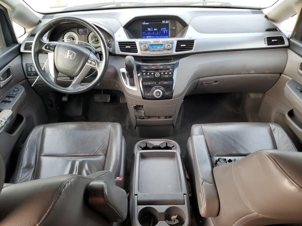 2012 Honda Odyssey VIN 5FNRL5H63CB146306 Copart auction photo, side / front end damage thumbnail 8