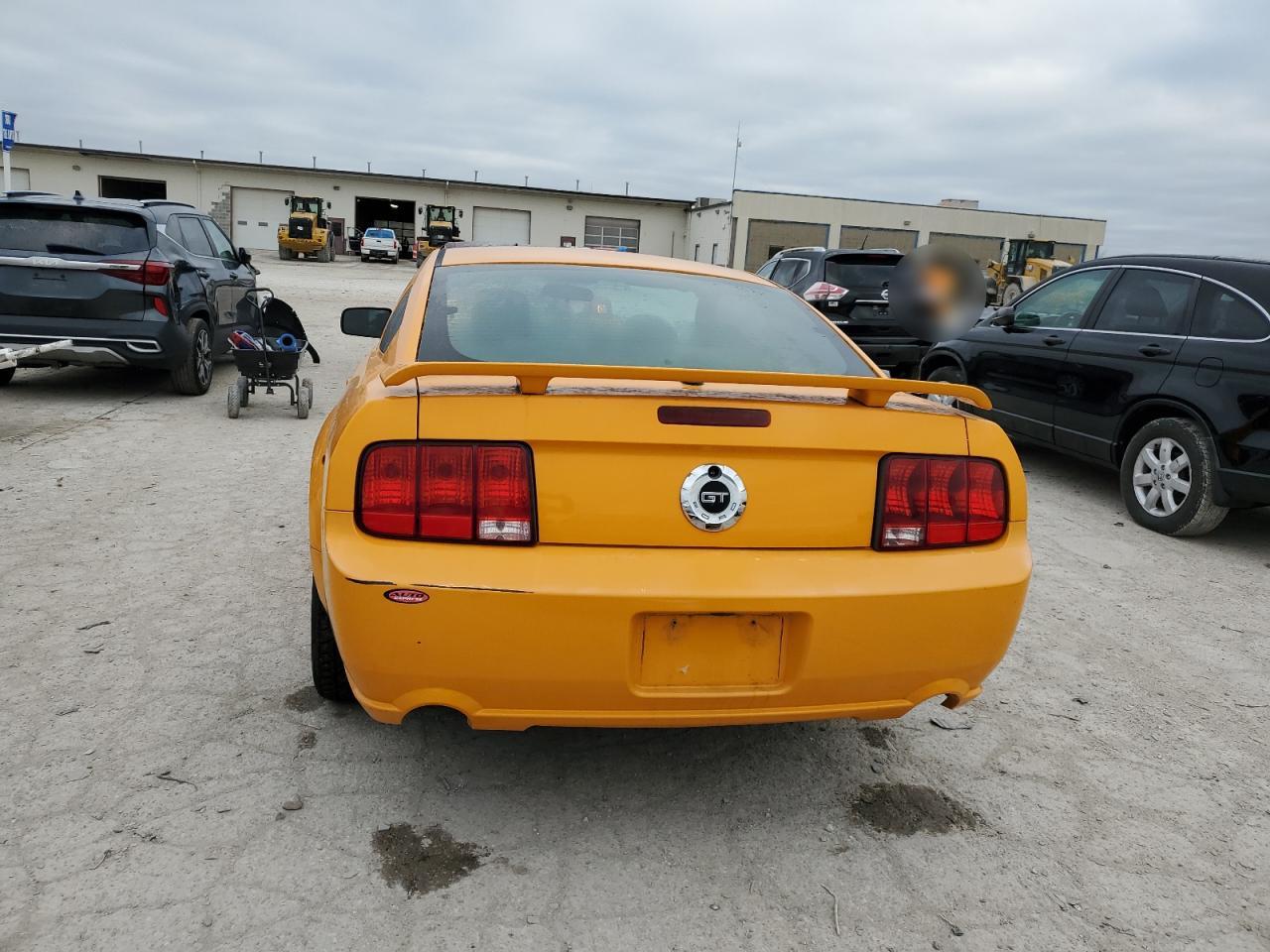 2007 Ford Mustang VIN 1ZVFT82H375233710 Copart auction photo, front end / mechanical damage thumbnail 6