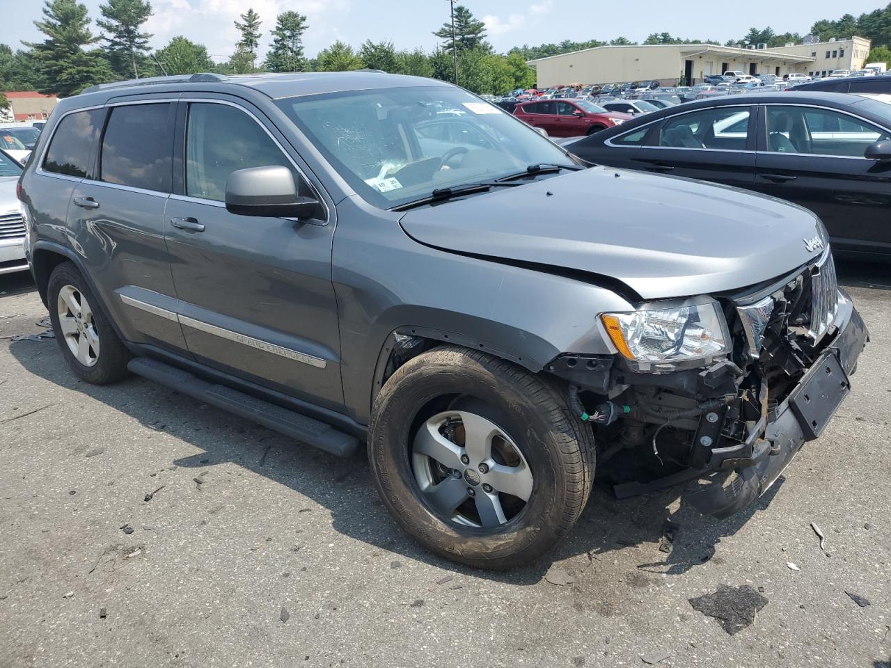 2011 Jeep Grand Cherokee VIN 1J4RR4GG4BC721067 Copart auction photo, front end / undercarriage damage thumbnail 4