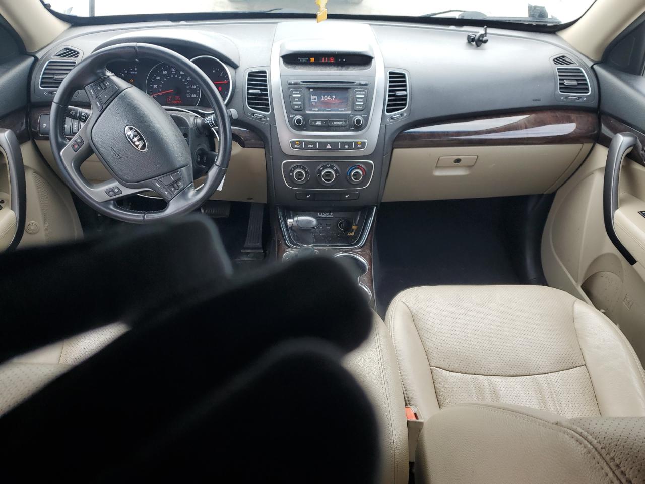 2015 KIA Sorento VIN 5XYKT3A69FG657984 Copart auction photo, front end damage thumbnail 8