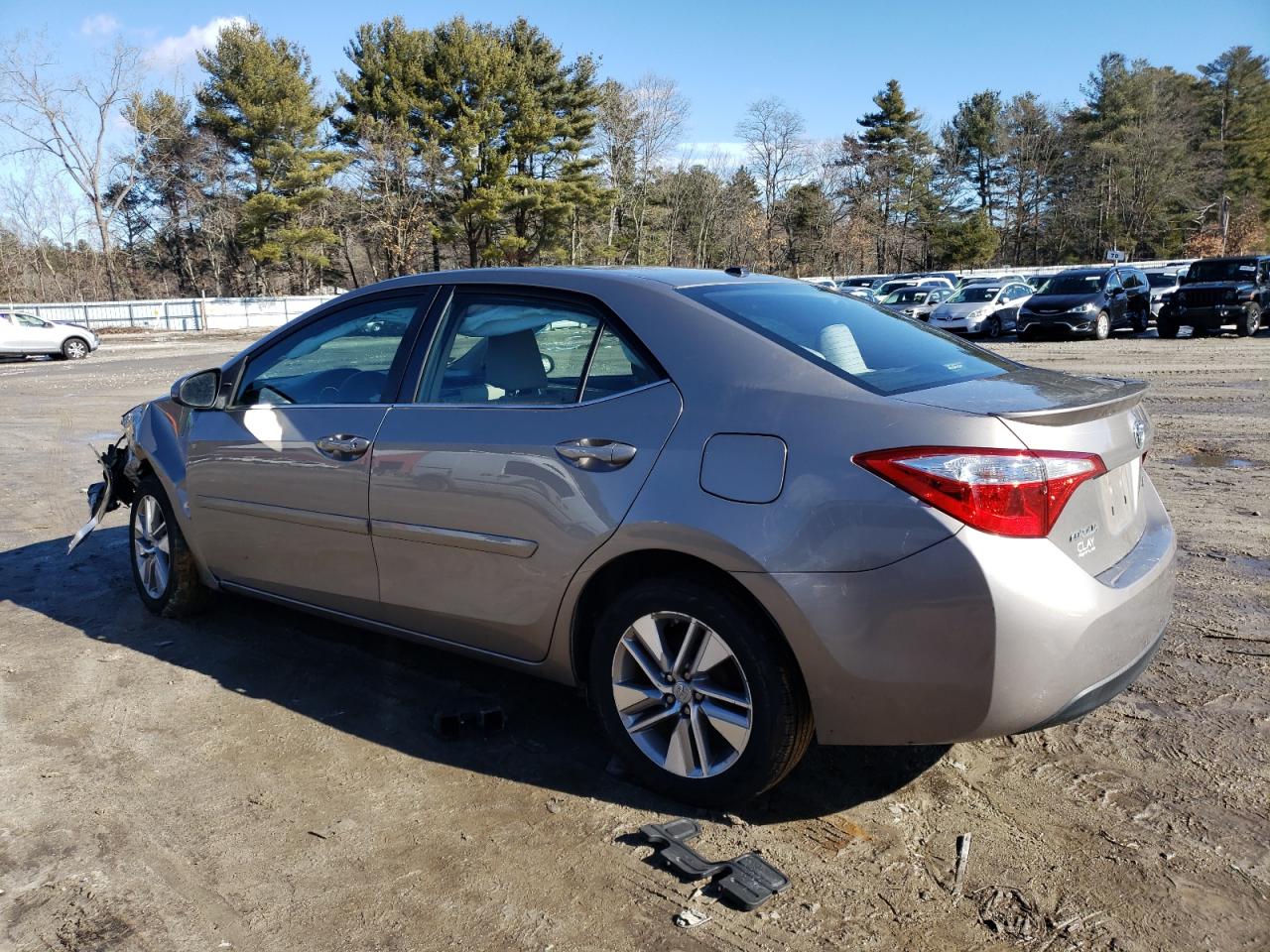 2015 Toyota Corolla VIN 2T1BPRHEXFC313743 Copart auction photo, front end / minor dent/scratches damage thumbnail 2