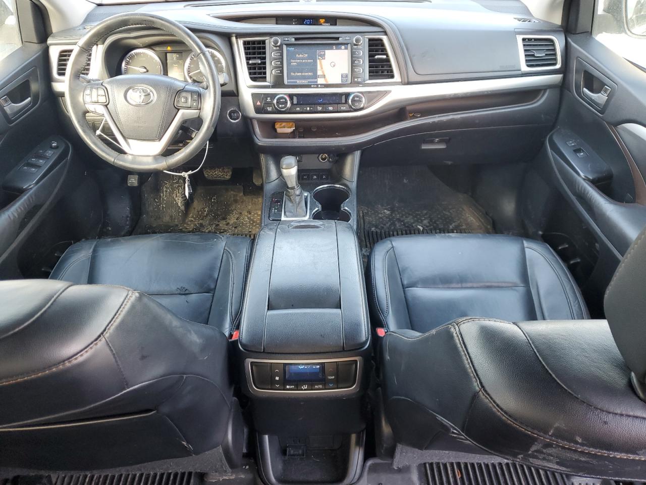 2015 Toyota Highlander VIN 5TDJKRFH7FS171401 Copart auction photo, all over damage thumbnail 8