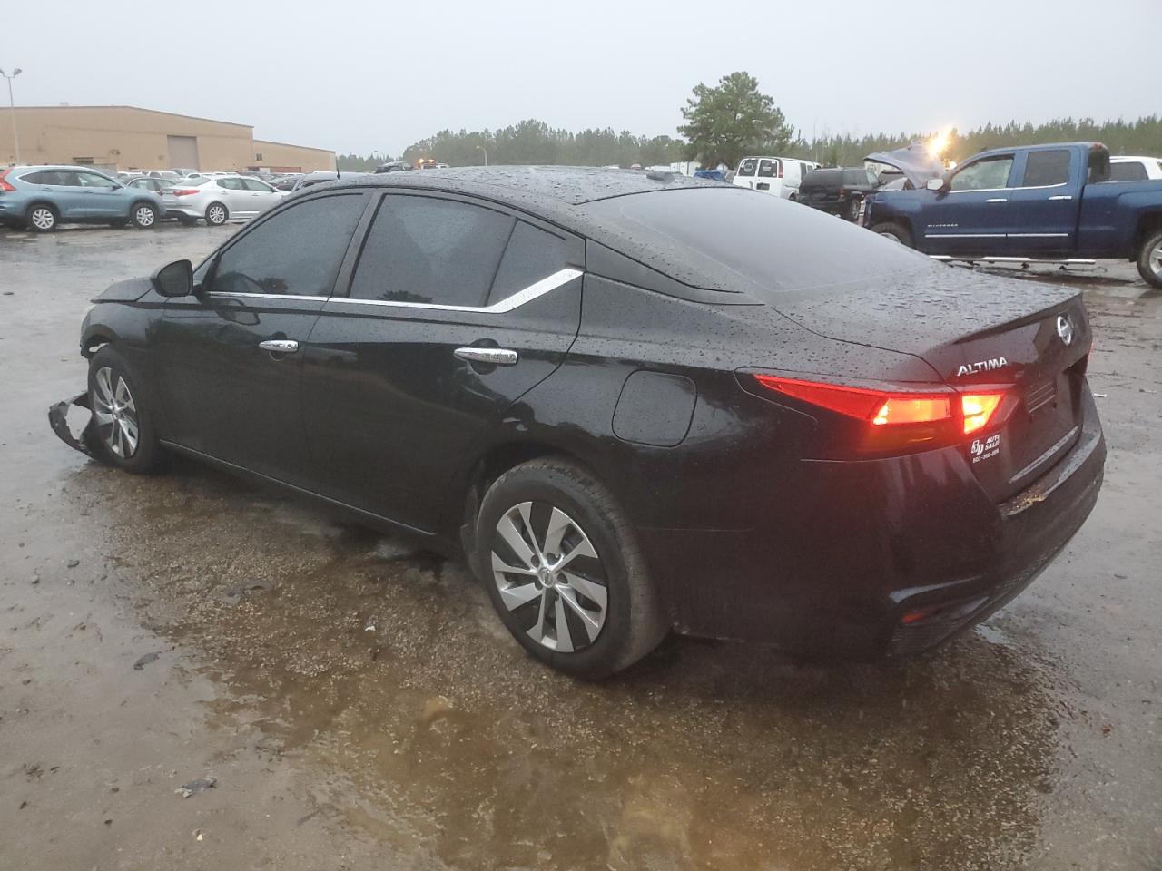 2020 Nissan Altima VIN 1N4BL4BVXLC153963 Copart auction photo, front end damage thumbnail 2