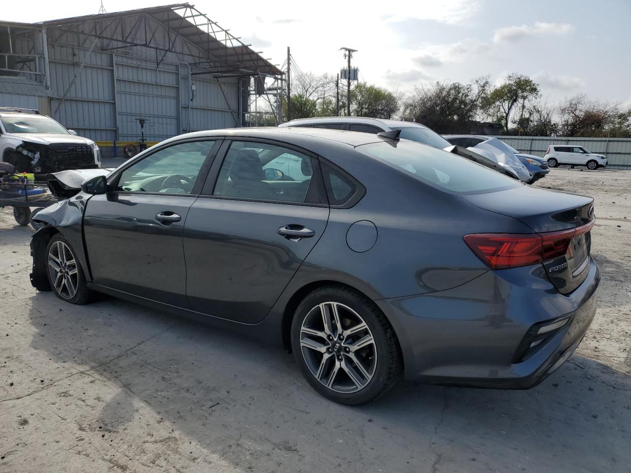2019 KIA Forte VIN 3KPF34AD1KE041967 Copart auction photo, all over damage thumbnail 2