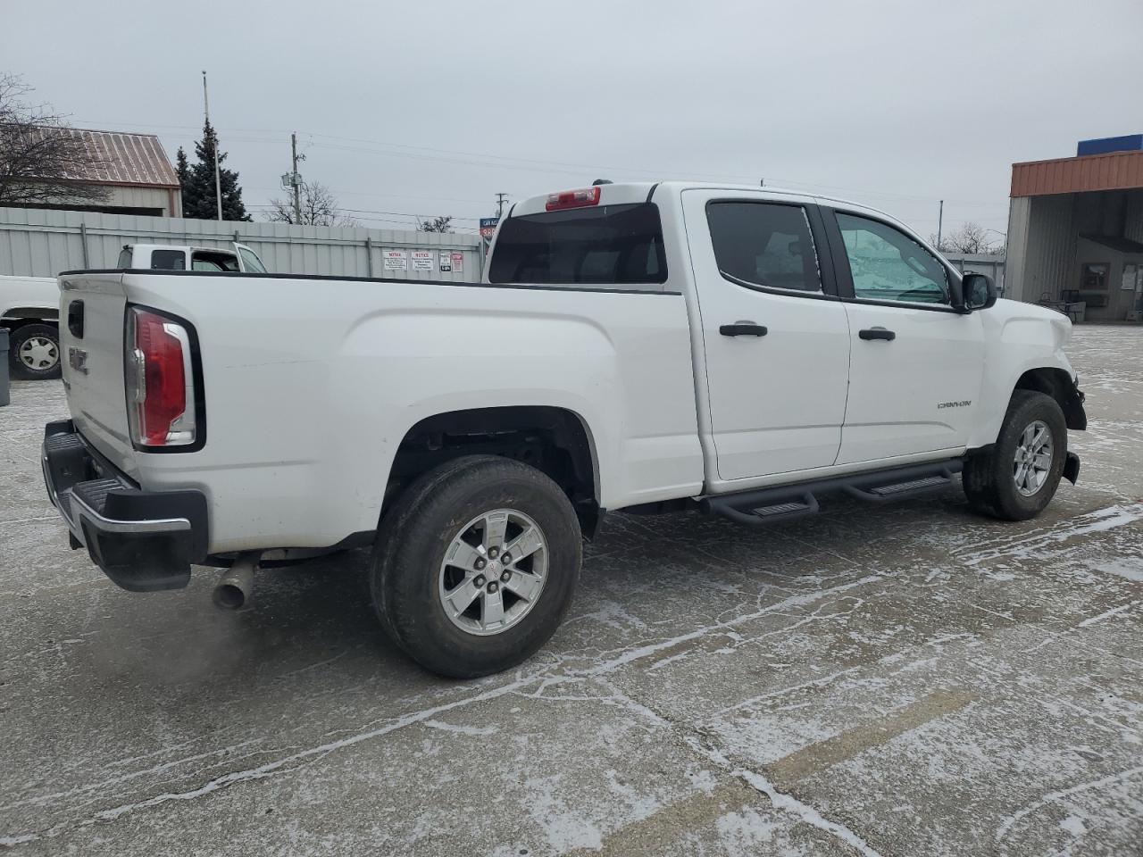 2016 GMC Canyon VIN 1GTG5BE31G1149892 Copart auction photo, front end / minor dent/scratches damage thumbnail 3