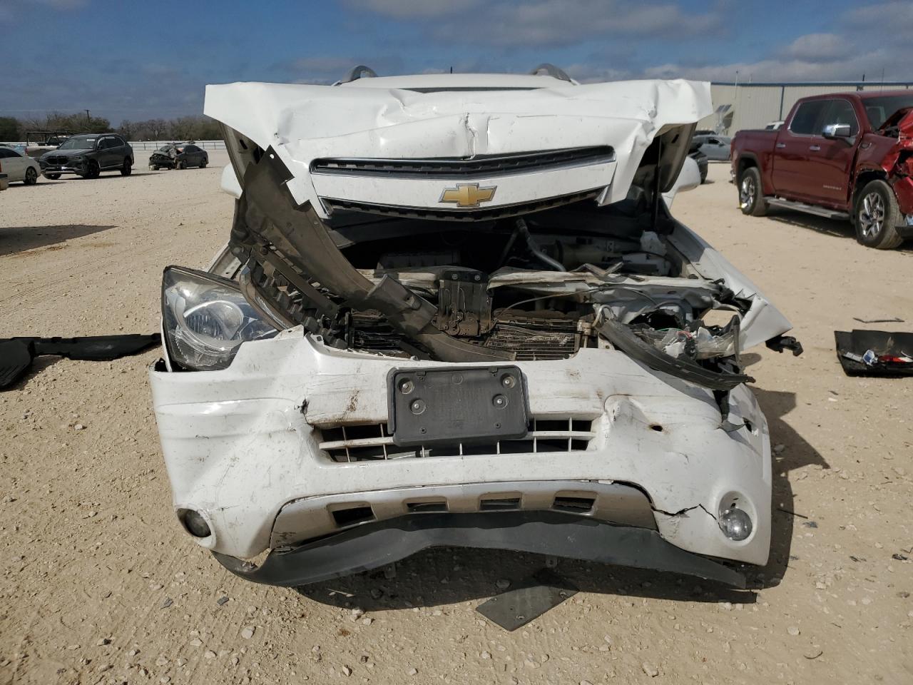 2014 Chevrolet Captiva VIN 3GNAL4EK7ES547027 Copart auction photo, front end damage thumbnail 5
