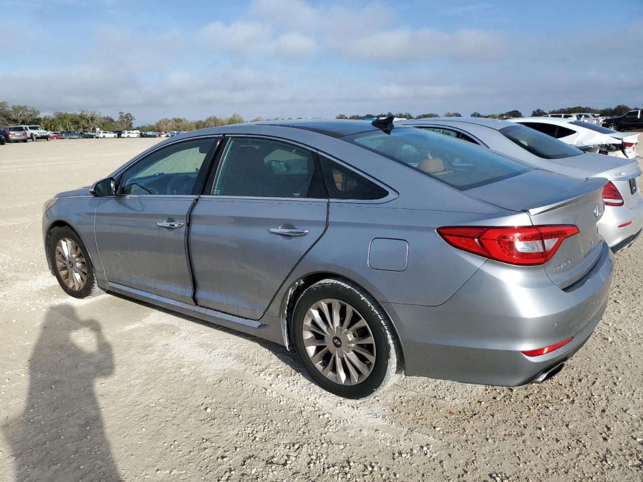 2015 Hyundai Sonata VIN 5NPE34AF4FH068238 Copart auction photo, water/flood damage thumbnail 2