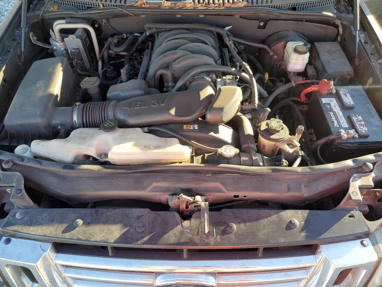 2008 Ford Explorer VIN 1FMEU64818UB00184 Copart auction photo, side / rear end damage thumbnail 11