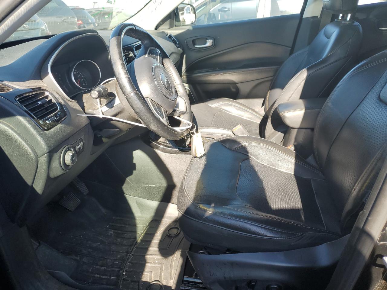 2019 Jeep Compass VIN 3C4NJDCB9KT596464 Copart auction photo, hail damage thumbnail 7