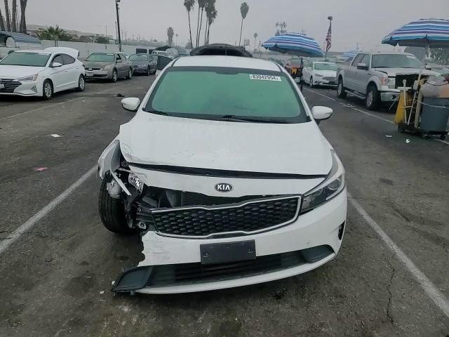 2018 KIA Forte VIN KNAFK5A85J5773795 Copart auction photo, front end / minor dent/scratches damage thumbnail 11