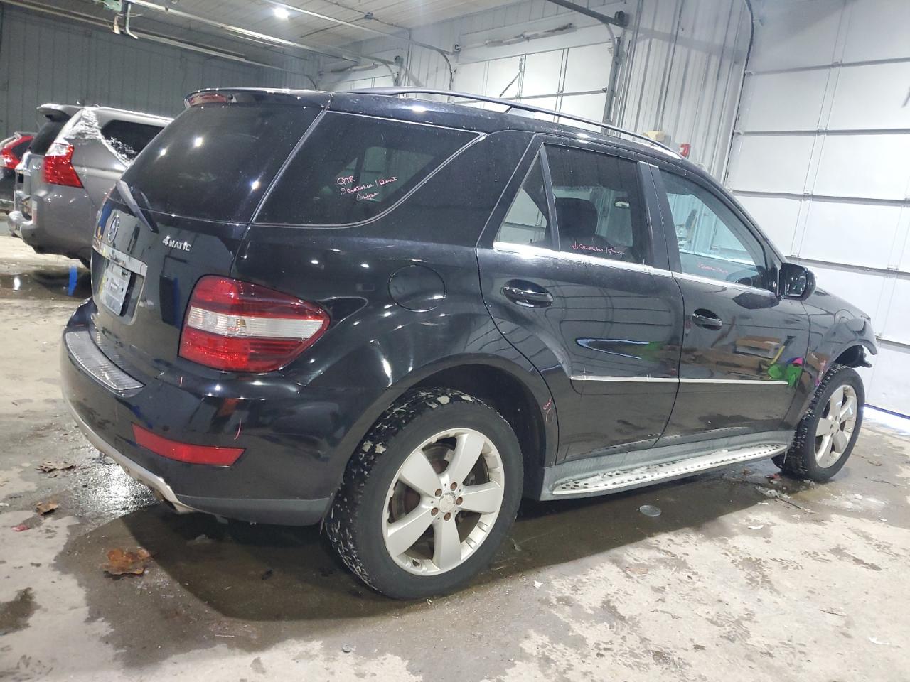 2010 Mercedes-Benz M-klasse VIN 4JGBB8GB4AA558840 Copart auction photo, front end / side damage thumbnail 3