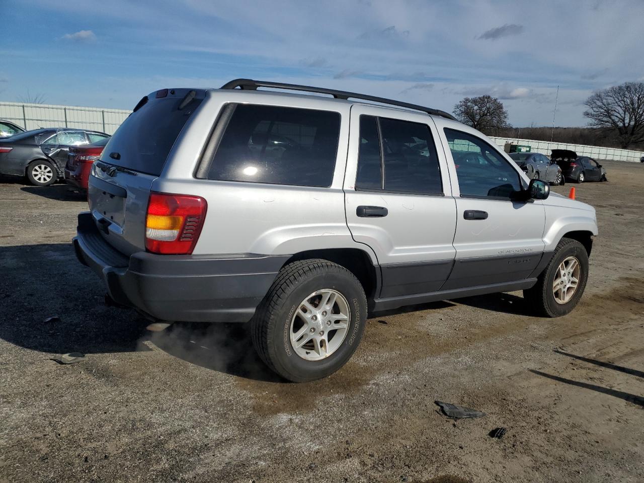 2004 Jeep Grand Cherokee VIN 1J4GW48S04C310058 Copart auction photo, front end / minor dent/scratches damage thumbnail 3