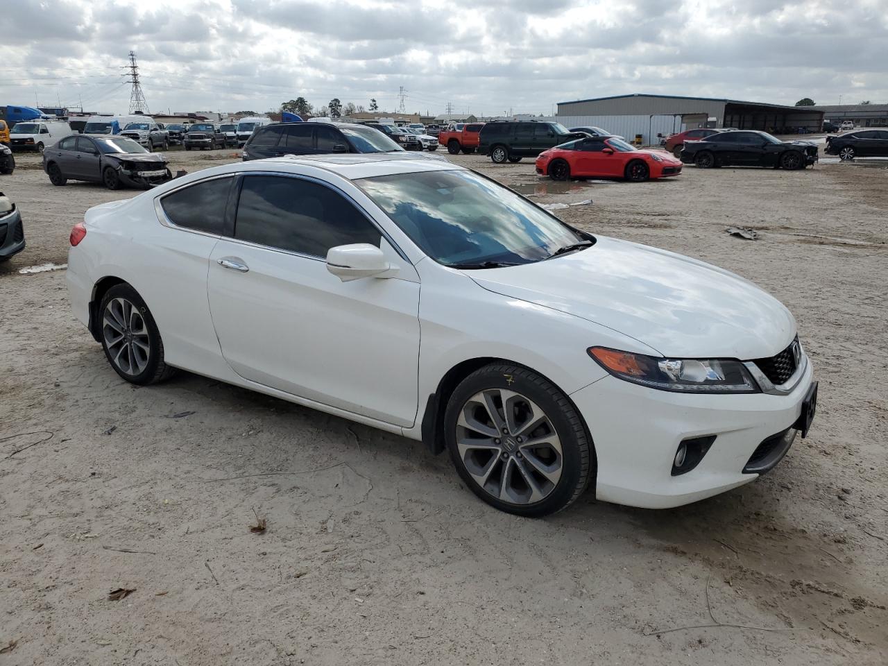 2014 Honda Accord VIN 1HGCT2B89EA003016 Copart auction photo, side / minor dent/scratches damage thumbnail 4