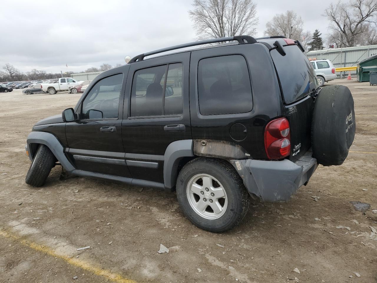 2005 Jeep Liberty (North America) VIN 1J4GL48KX5W631078 Copart auction photo, all over damage thumbnail 2