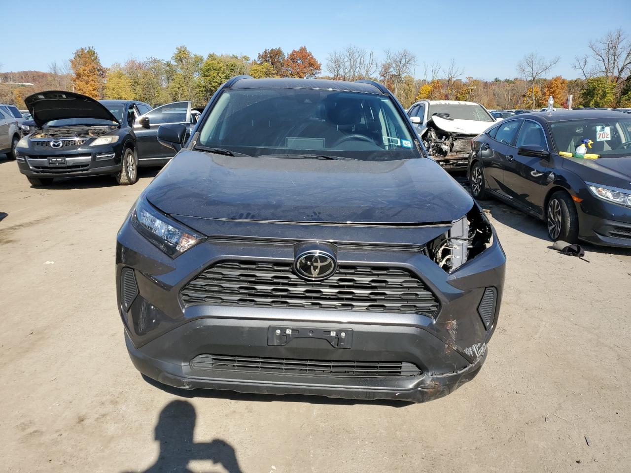 2019 Toyota RAV 4 VIN 2T3F1RFV2KC034293 Copart auction photo, front end / side damage thumbnail 5