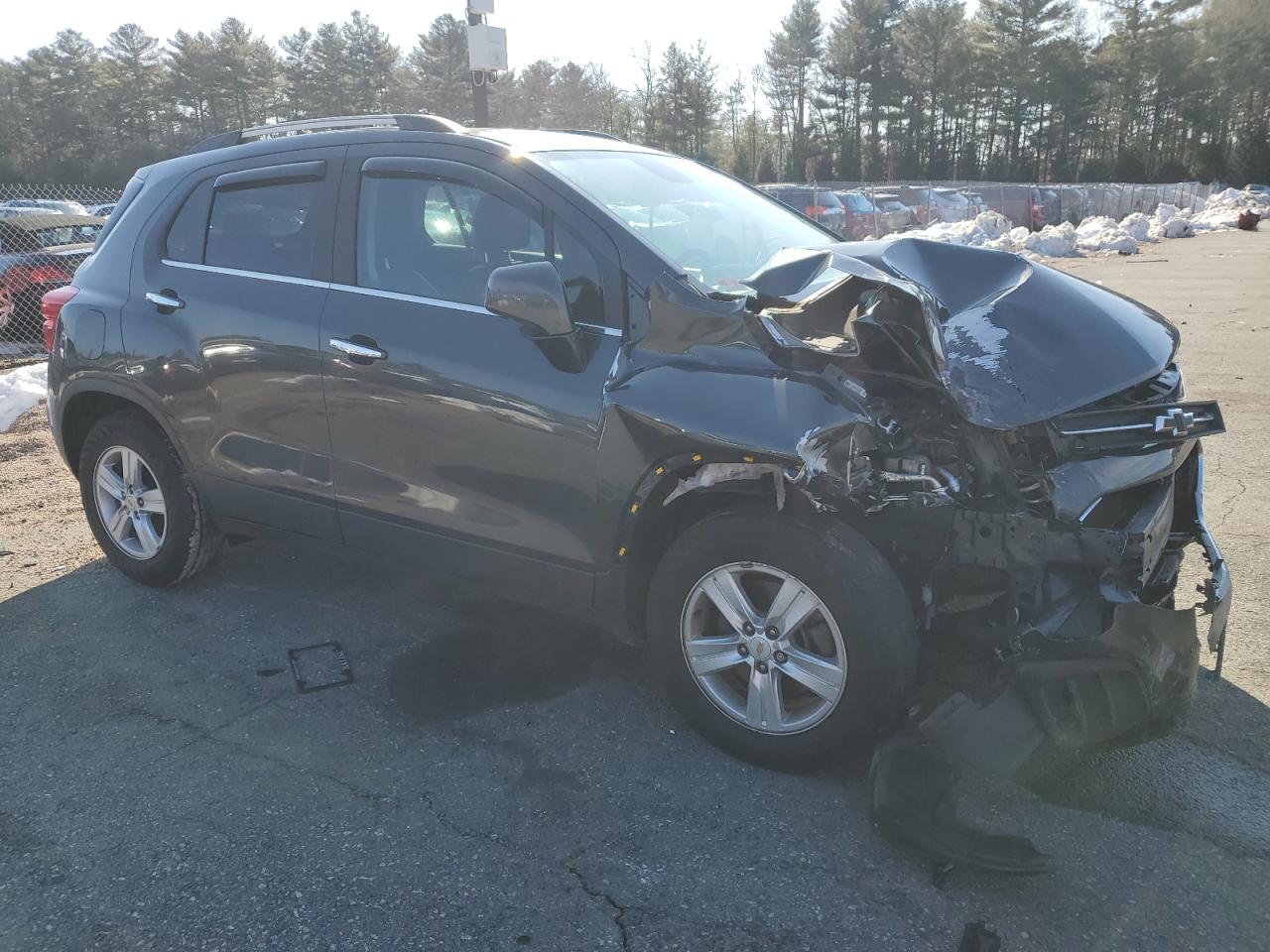 2018 Chevrolet Trax VIN KL7CJLSB7JB570980 Copart auction photo, front end / minor dent/scratches damage thumbnail 4