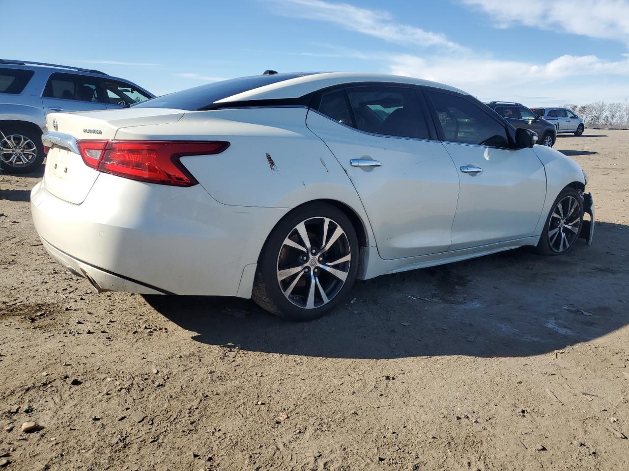 2017 Nissan Maxima VIN 1N4AA6AP3HC369905 Copart auction photo, front end / minor dent/scratches damage thumbnail 3