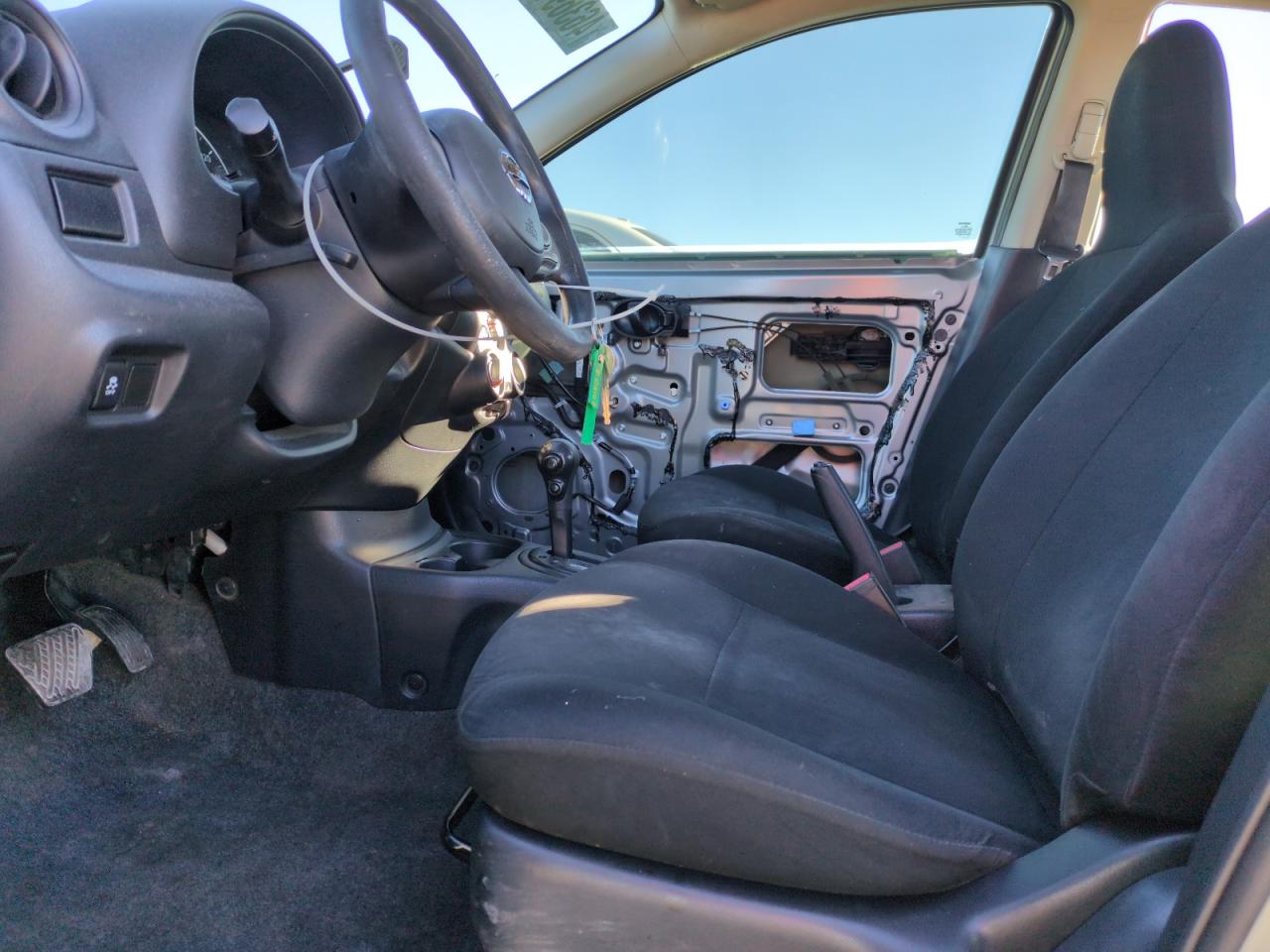 2014 Nissan Versa VIN 3N1CN7AP8EL806362 Copart auction photo, side / front end damage thumbnail 7