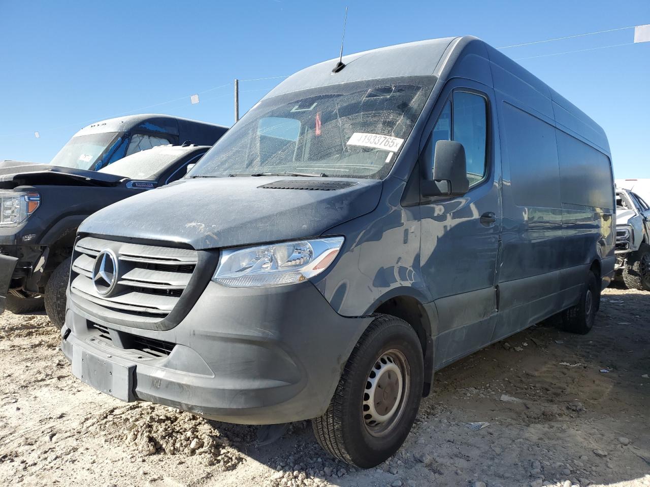2019 Mercedes-Benz Sprinter VIN WD4PF1CD3KP127035 Copart auction photo, front end / side damage thumbnail 2