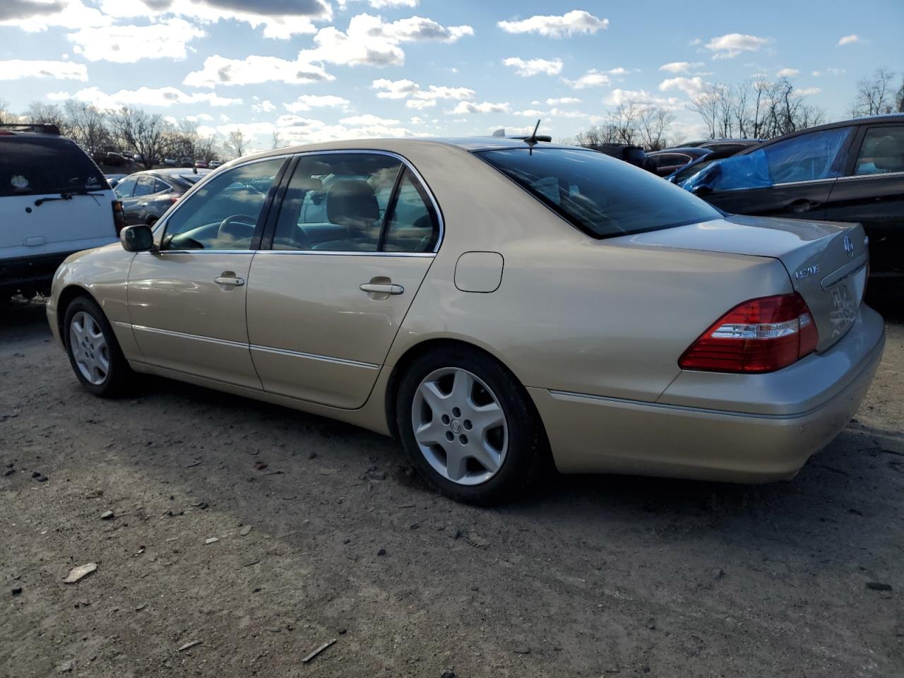 2004 Lexus LS VIN JTHBN36F140135113 Copart auction photo, side / undercarriage damage thumbnail 2