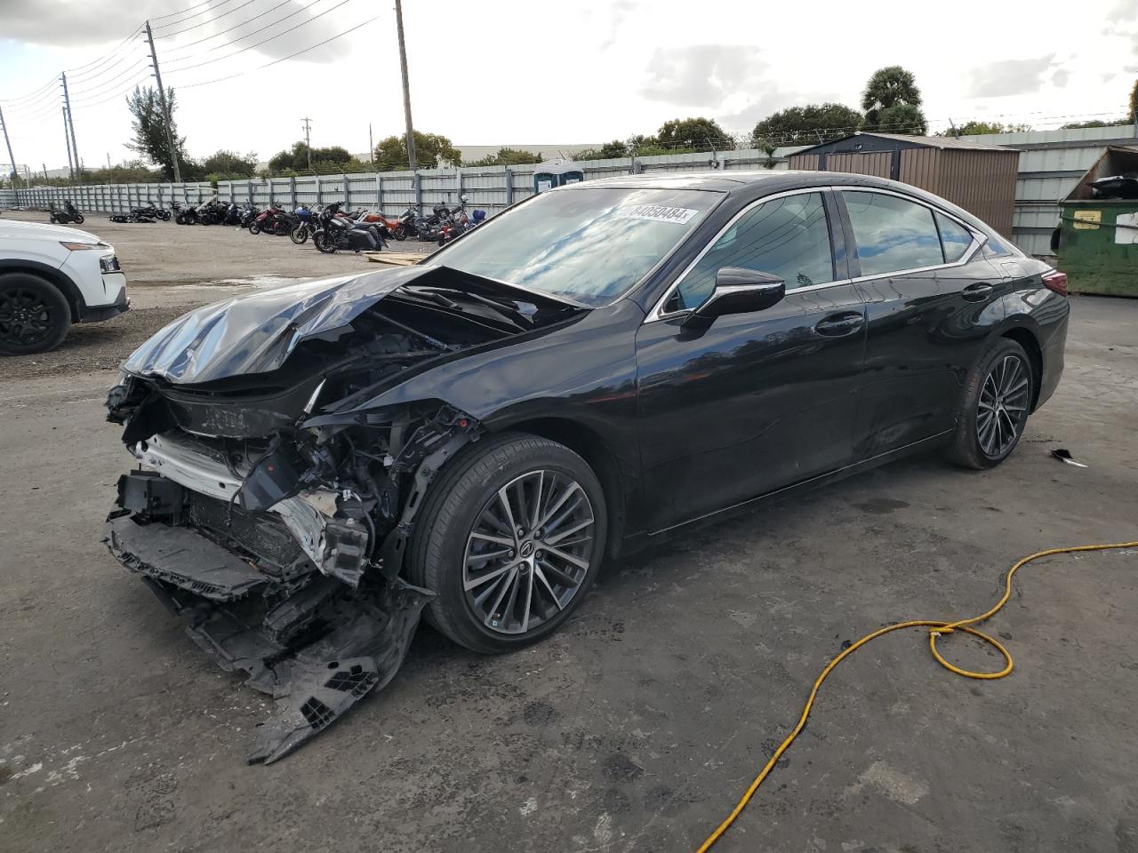 2022 Lexus ES VIN 58ADZ1B1XNU114921