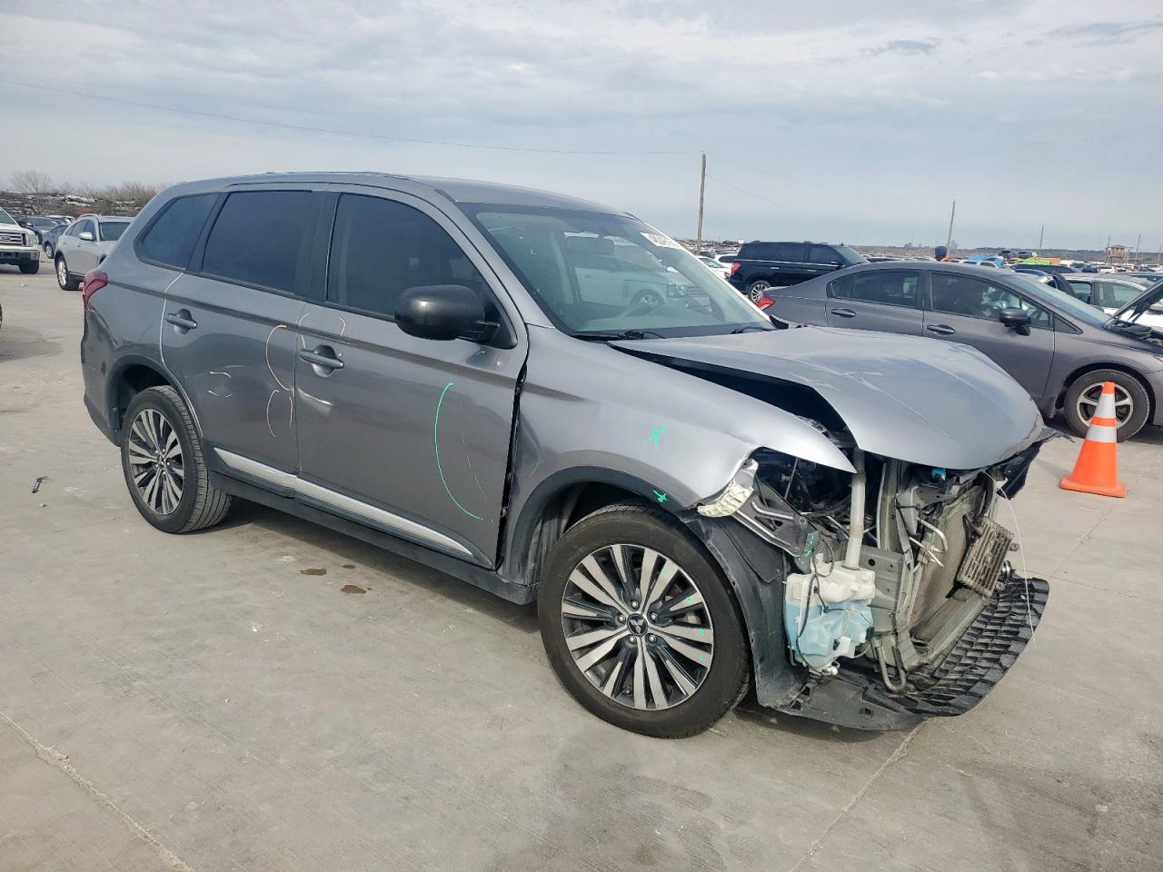 2020 Mitsubishi Outlander VIN JA4AZ3A30LZ018366 Copart auction photo, front end damage thumbnail 4