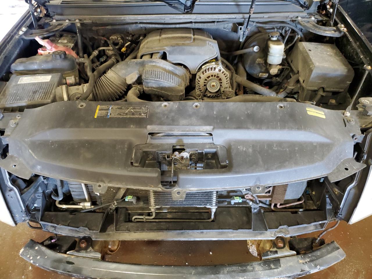 2007 Cadillac Escalade VIN 1GYFK66807R420703 Copart auction photo, front end damage thumbnail 12