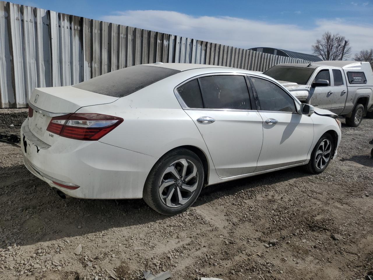 2016 Honda Accord VIN 1HGCR3F89GA014437 Copart auction photo, front end / mechanical damage thumbnail 3