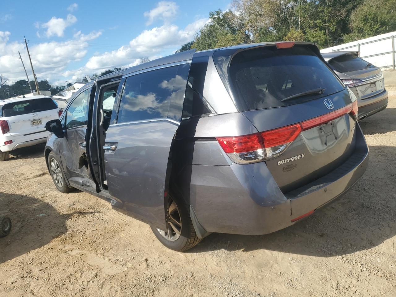 2014 Honda Odyssey VIN 5FNRL5H9XEB118886 Copart auction photo, side damage thumbnail 2