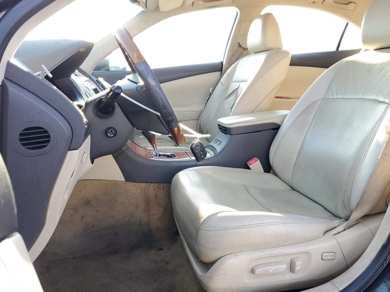 2010 Lexus ES VIN JTHBK1EG0A2383926 Copart auction photo, rear end / minor dent/scratches damage thumbnail 7