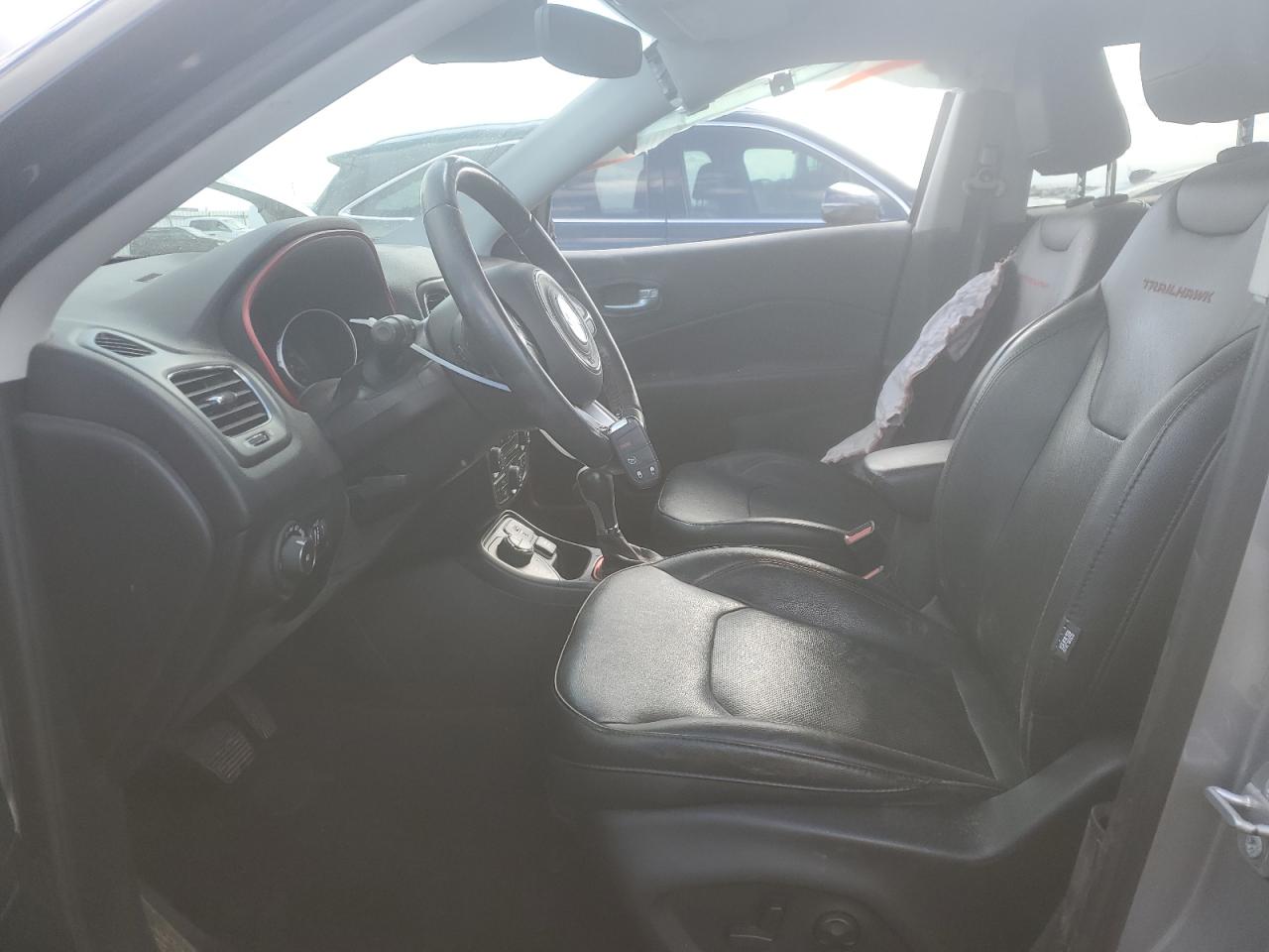 2018 Jeep Compass VIN 3C4NJDDB4JT456965 Copart auction photo, side / front end damage thumbnail 7