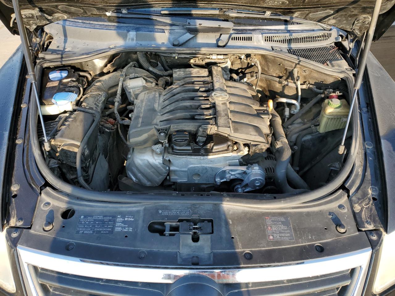 2009 Volkswagen Touareg VIN WVGBE77L29D022277 Copart auction photo, front end / side damage thumbnail 13