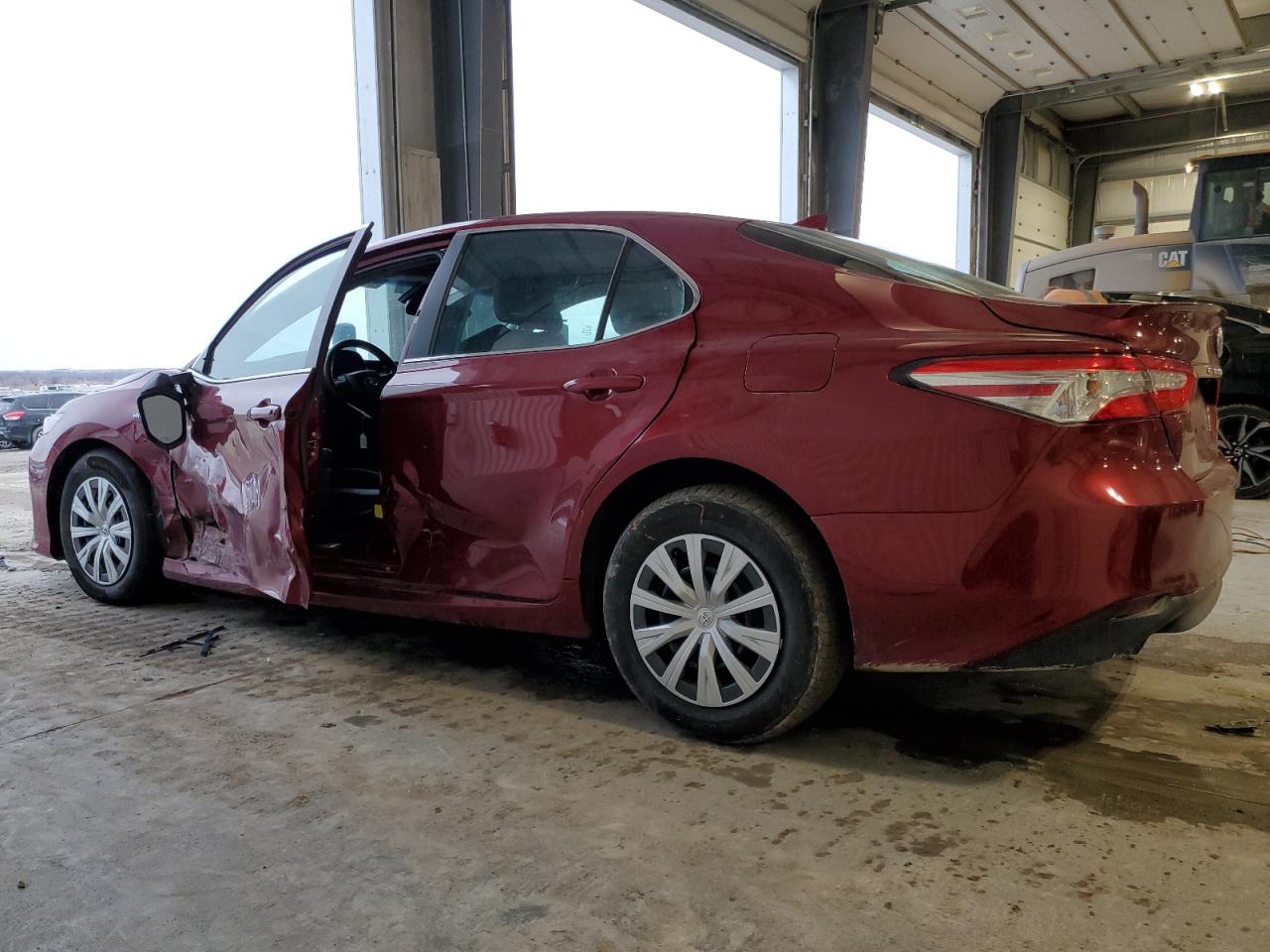 2018 Toyota Camry VIN 4T1B31HK6JU504912 Copart auction photo, front end / side damage thumbnail 2