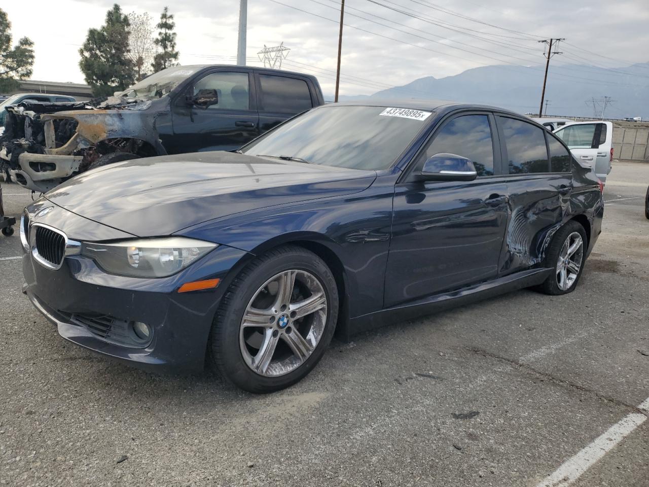 2014 BMW 3er VIN WBA3C1C57EK113812