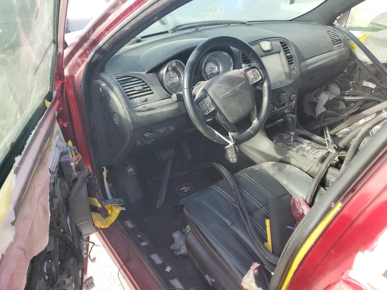 2014 Chrysler 300 VIN 2C3CCABT6EH352590 Copart auction photo, vandalism / front end damage thumbnail 8