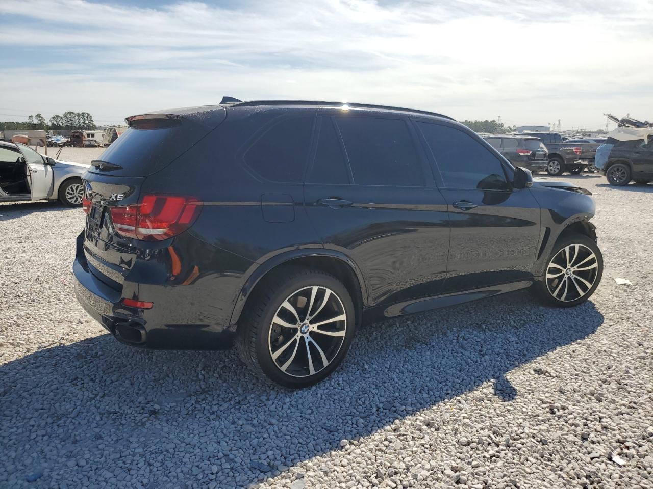 2015 BMW X5 VIN 5UXKR6C58F0J77637 Copart auction photo, front end damage thumbnail 3
